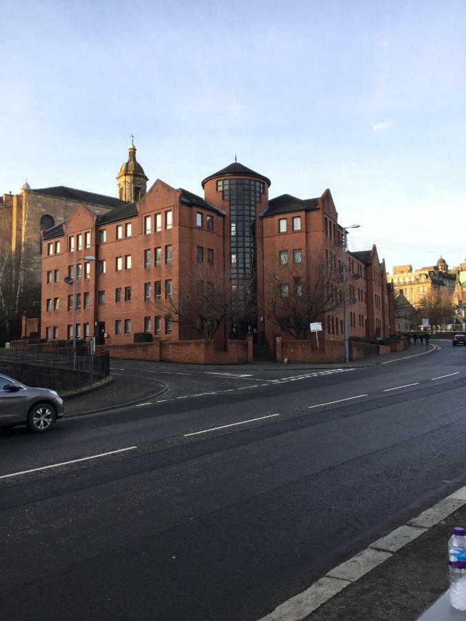 Cathedral Gate Glasgow Luaran gambar